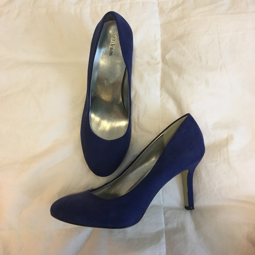 Style & Co. blue heels