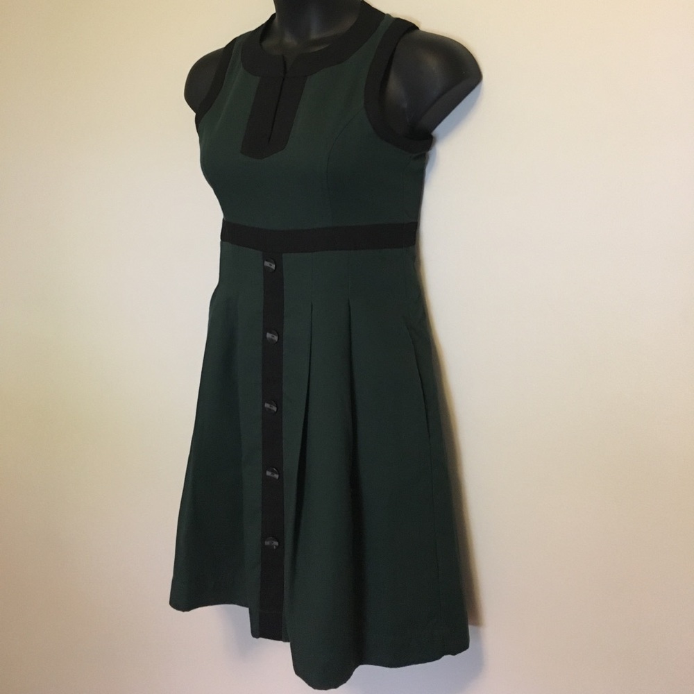 New TULLE pleated Green Dress with pockets. Size M