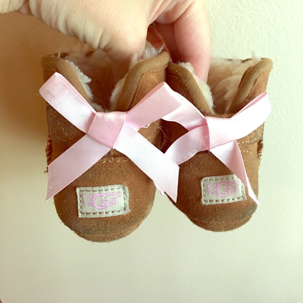 Baby uggs size 2/3