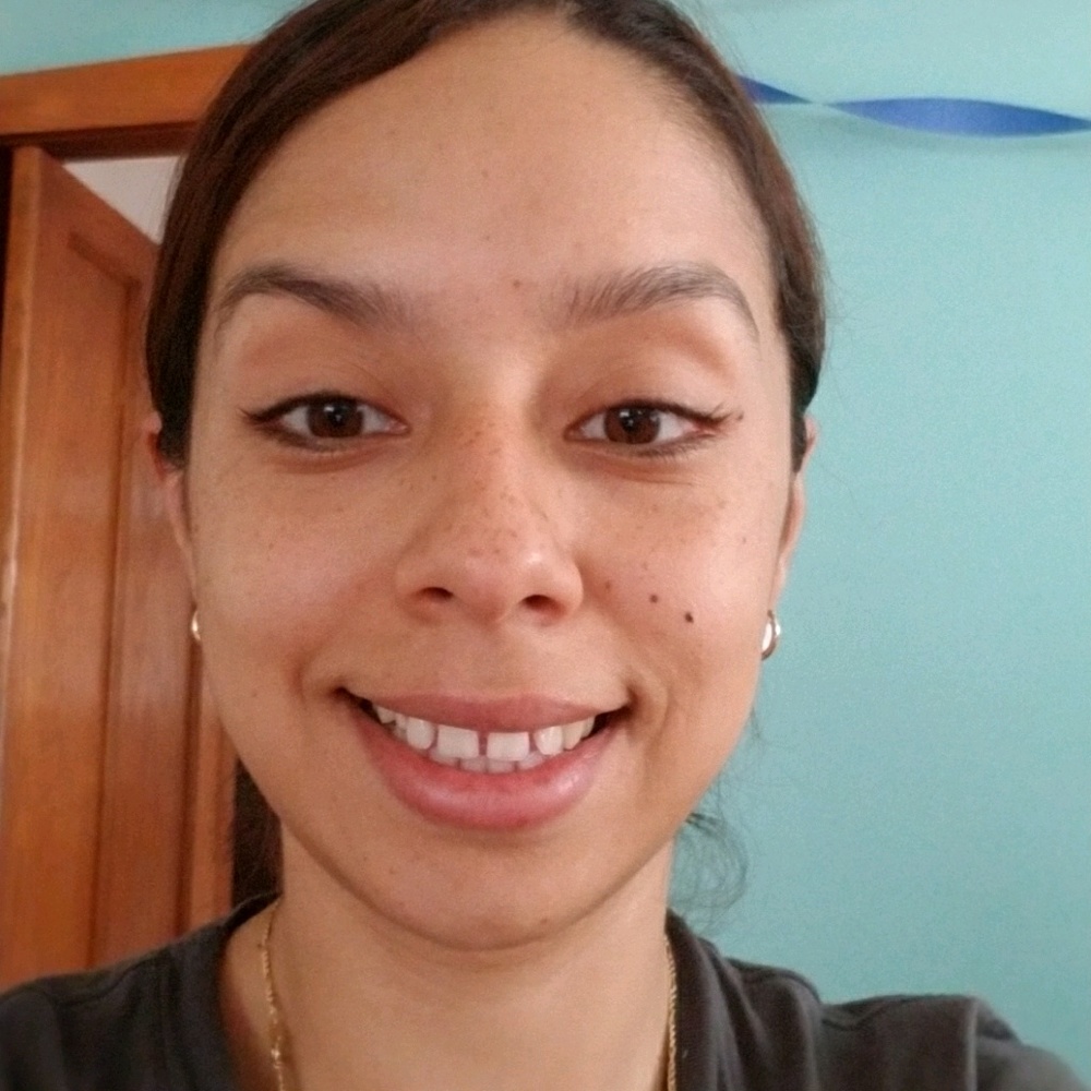 Meet your Posher, Alexandra