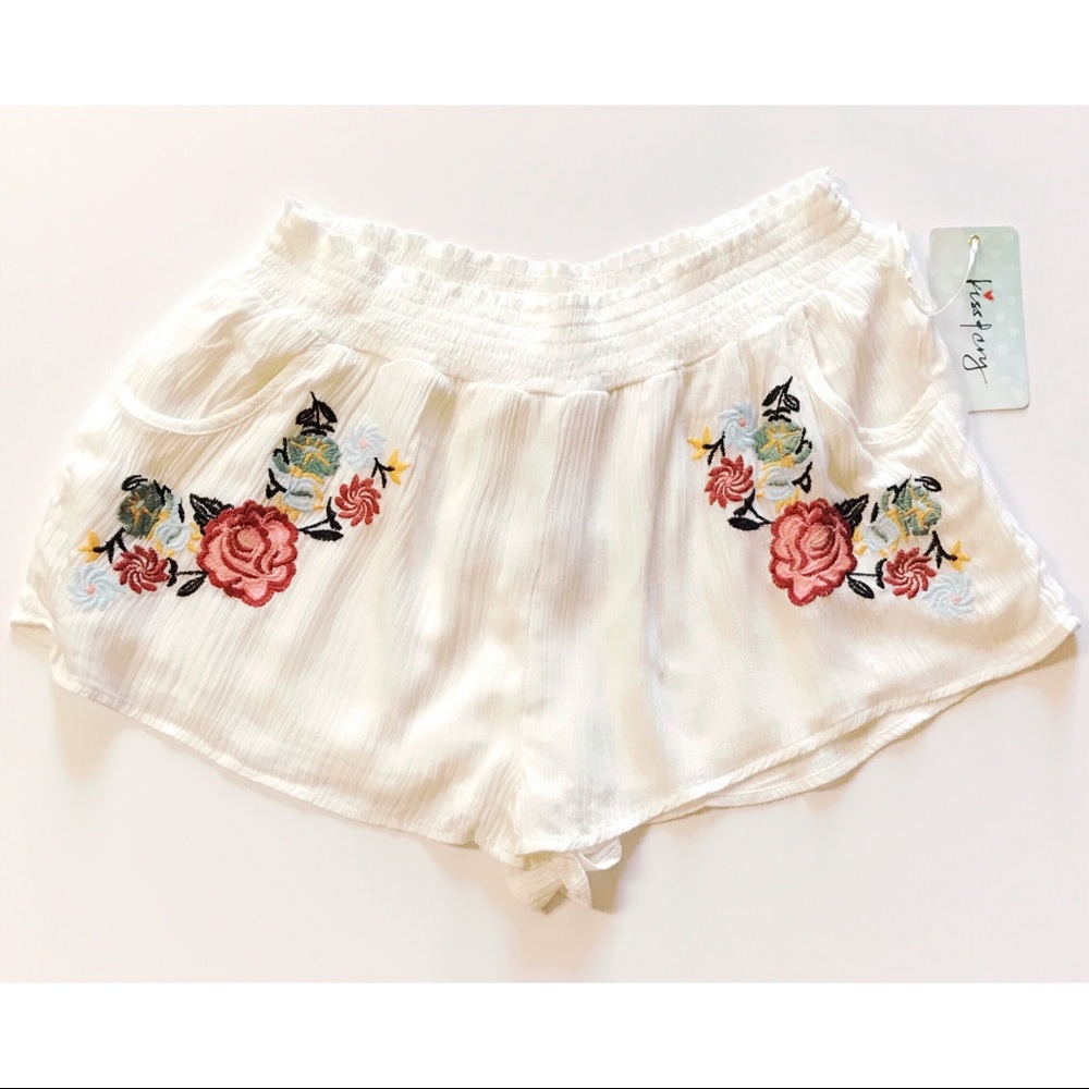 Fiona Shorts
