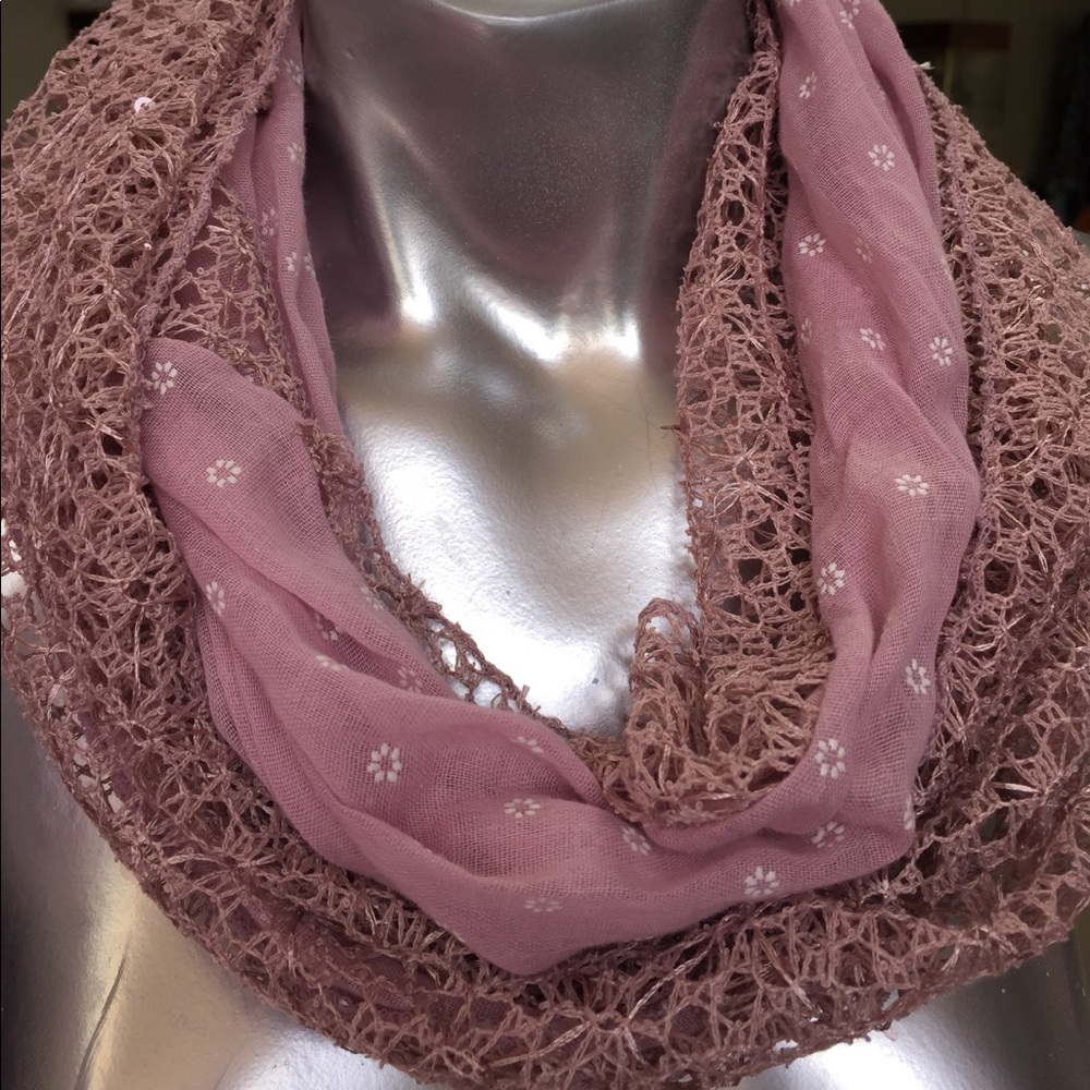 Scarf - Picture 2 of 3