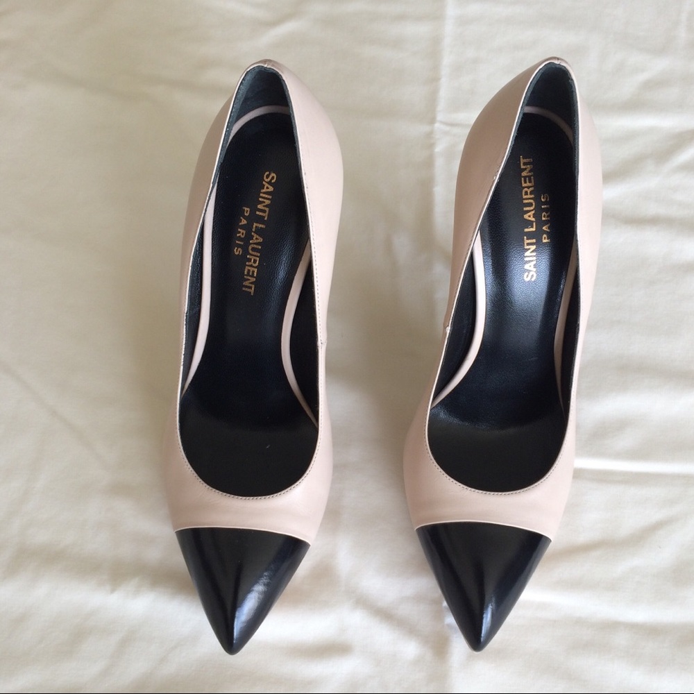 π«S O L D π« Saint Laurent Beige and Black Pumps - Picture 2 of 8