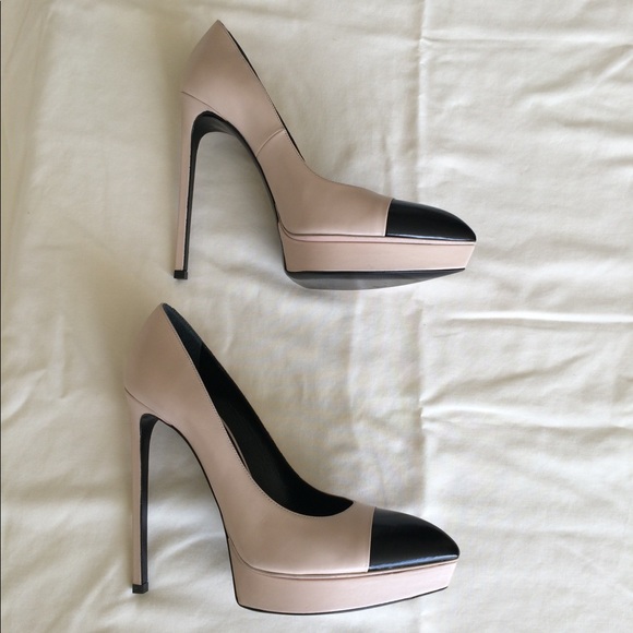 π«S O L D π« Saint Laurent Beige and Black Pumps - Picture 4 of 8