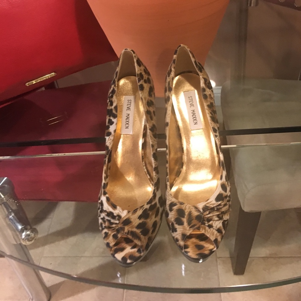 Ladies Shoes