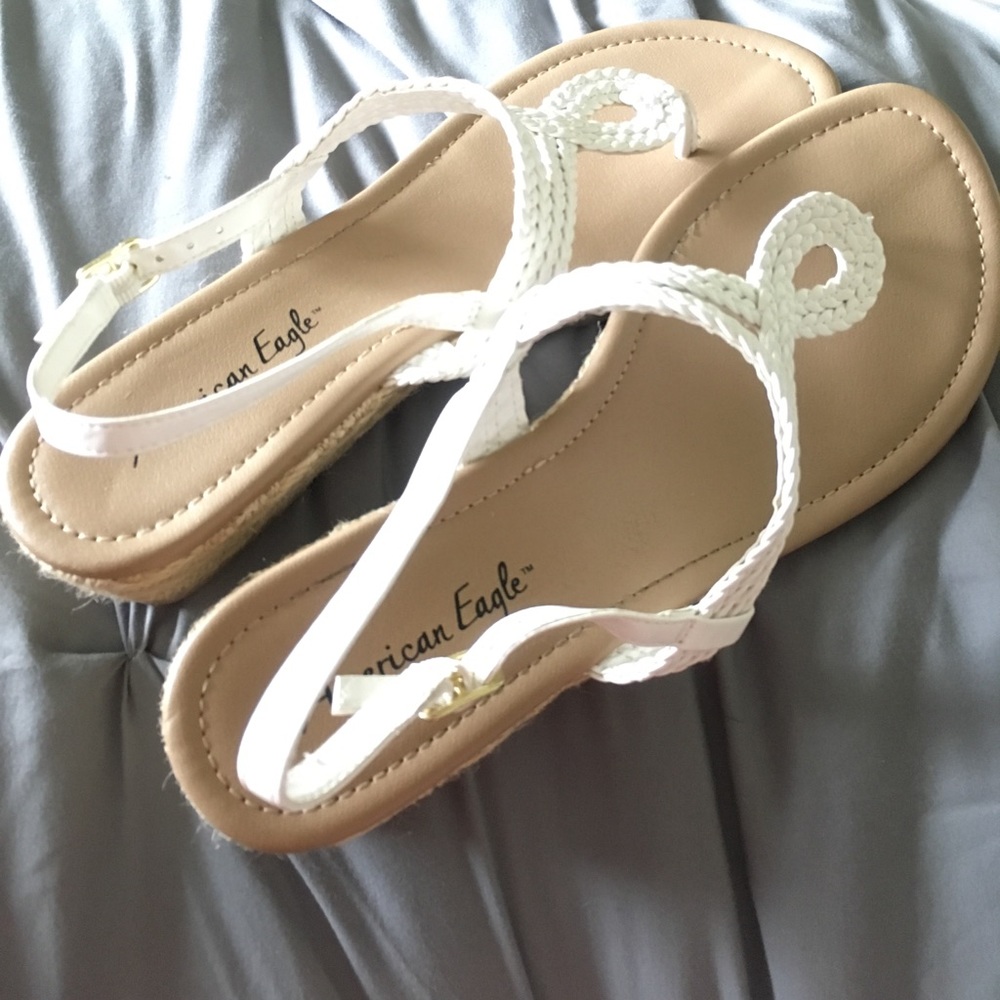 American Eagle Sandals