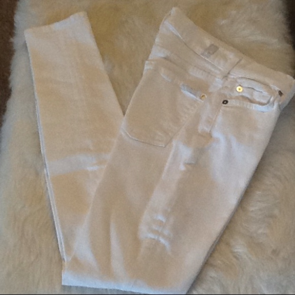 7 for All Mankind The Skinny white jean size 24