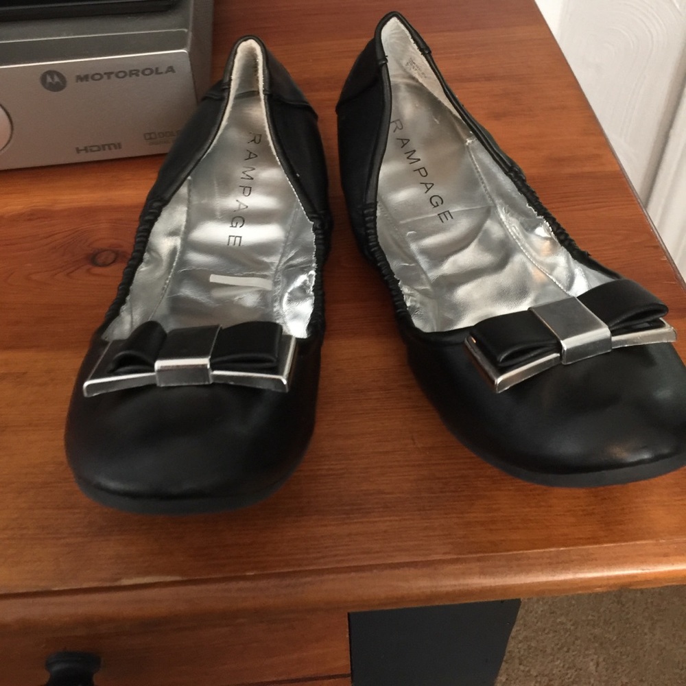 EUC BLACK BALLET SHOES, NOT LEATHER! Too big 4 me