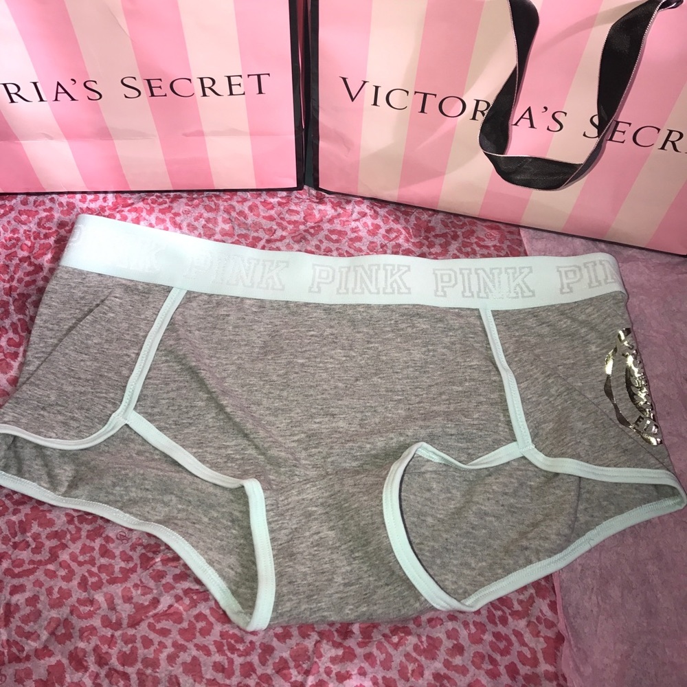 VS PINK LOGO BOYSHORTS