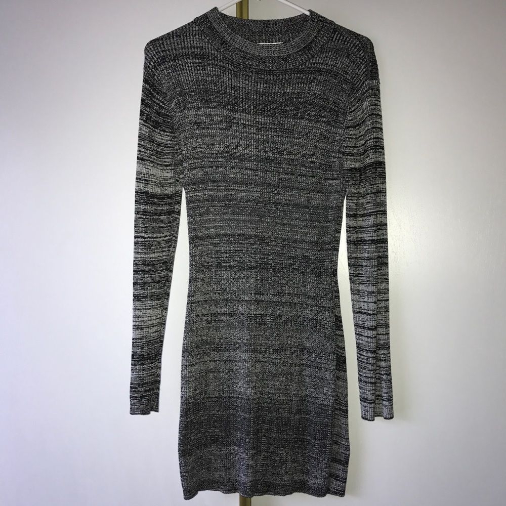 BLACK/GRAY SWEATER DRESS - Picture 3 of 4