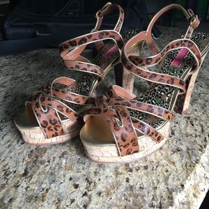 vintage new betsey johnson leopard heels sz 10
