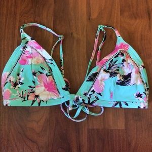 Xhilaration bikini top