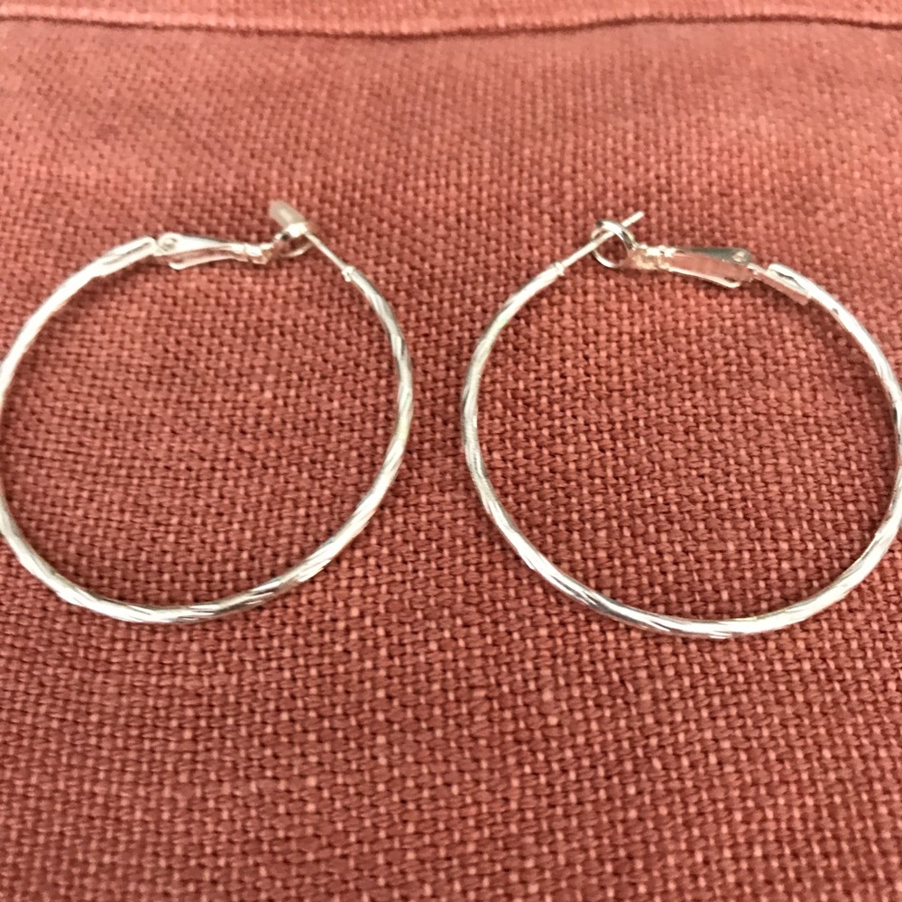 Silver hoops - Picture 2 of 3