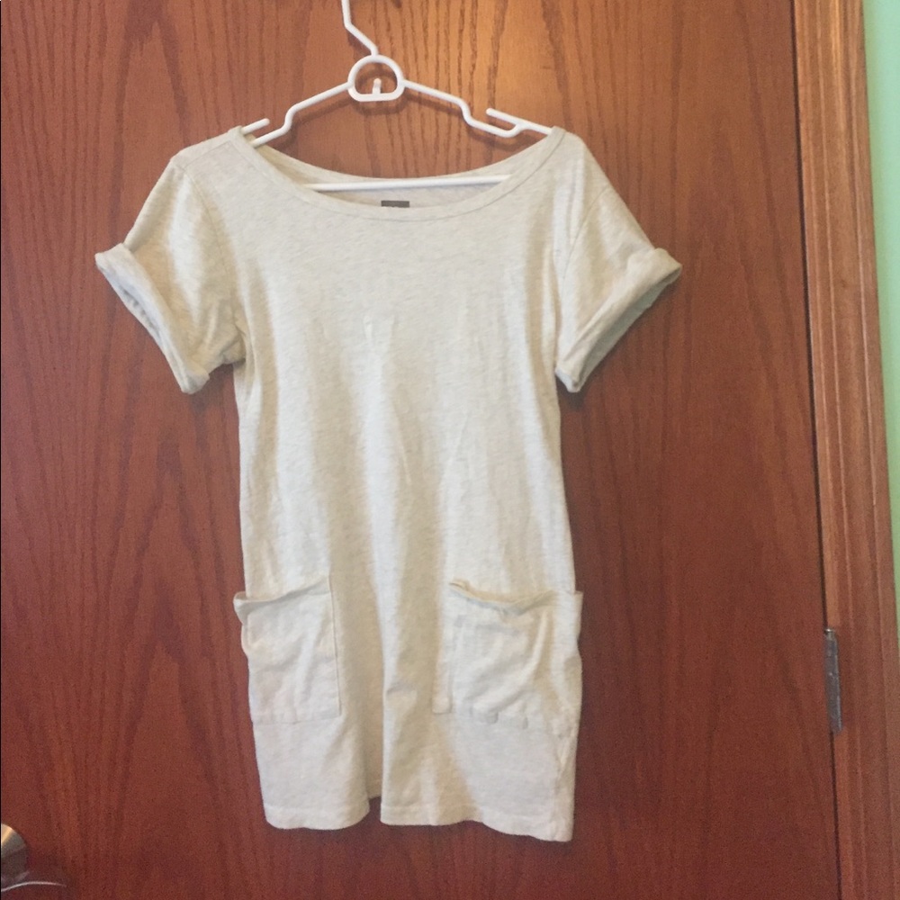 BCBG Pocket Tshirt