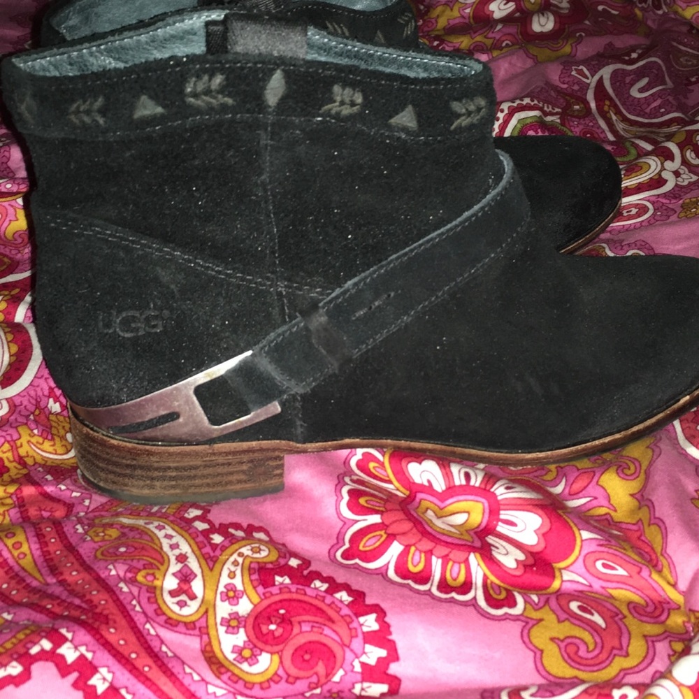 UGG Austin boots