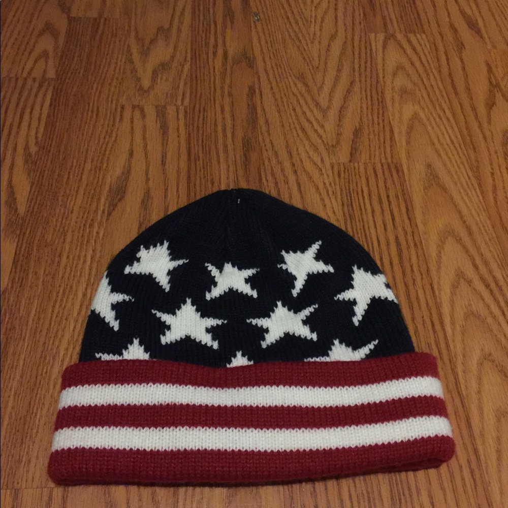 Old navy skullcap