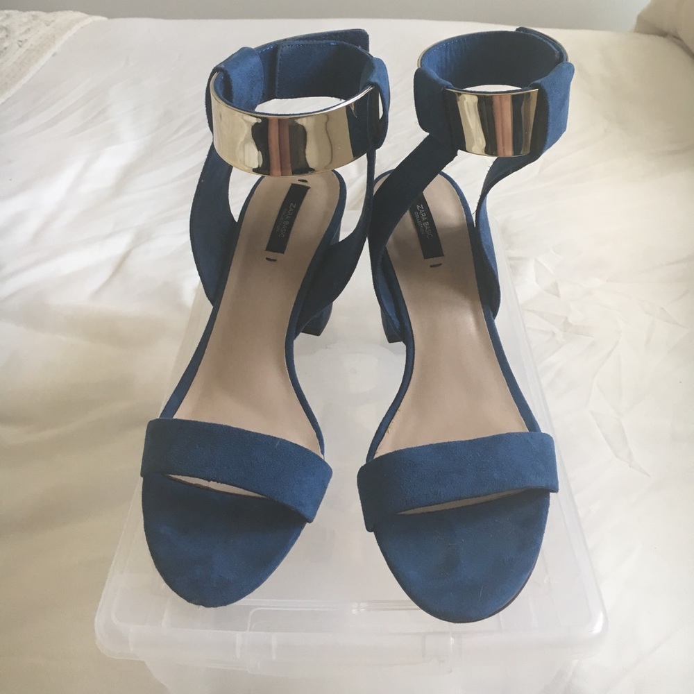 Fun Gold Ankle Strap Blue Suede Block Heels_sz 40