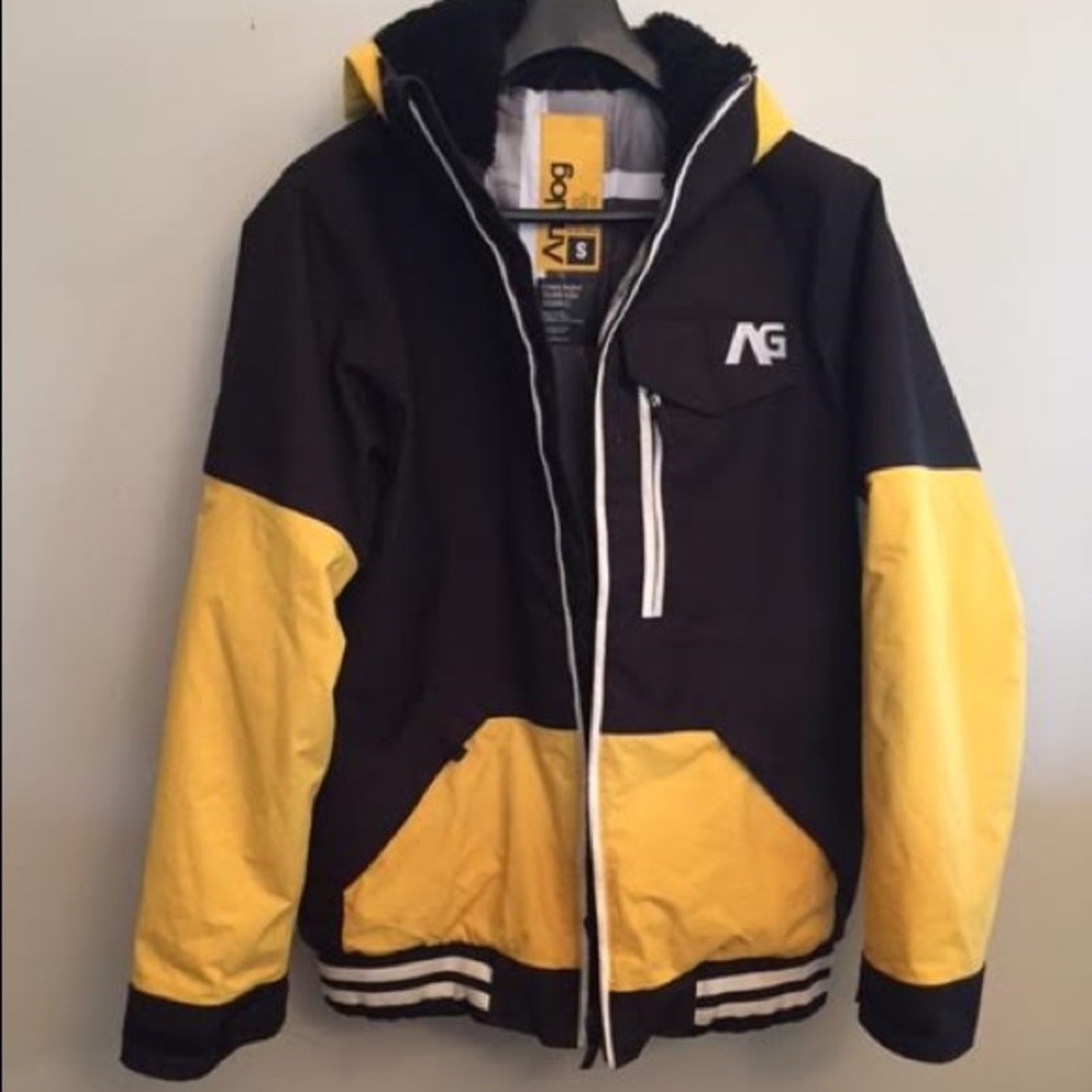 Analog jacket