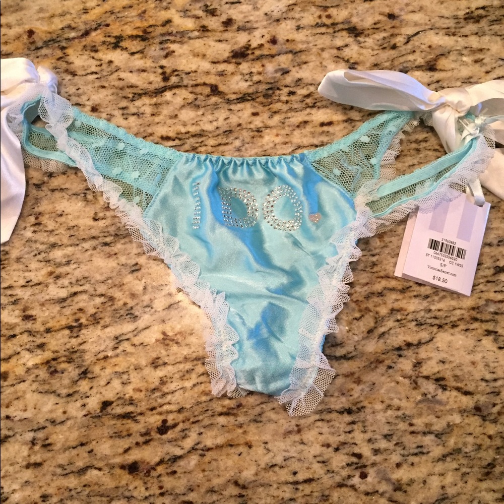 I DO Victoria's Secret thong