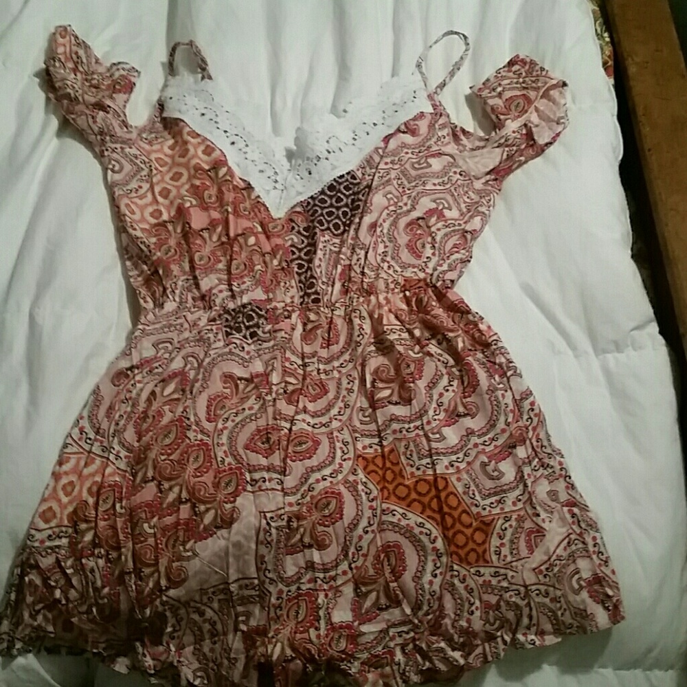 NWT pretty romper