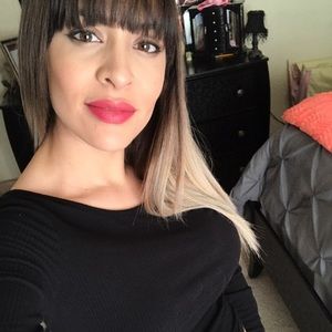 Meet your Posher, Isabel