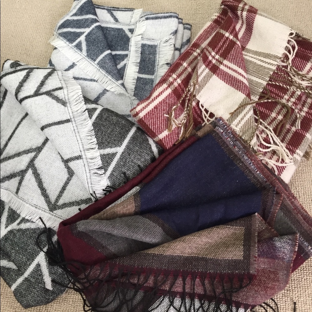 Scarf - Picture 2 of 5
