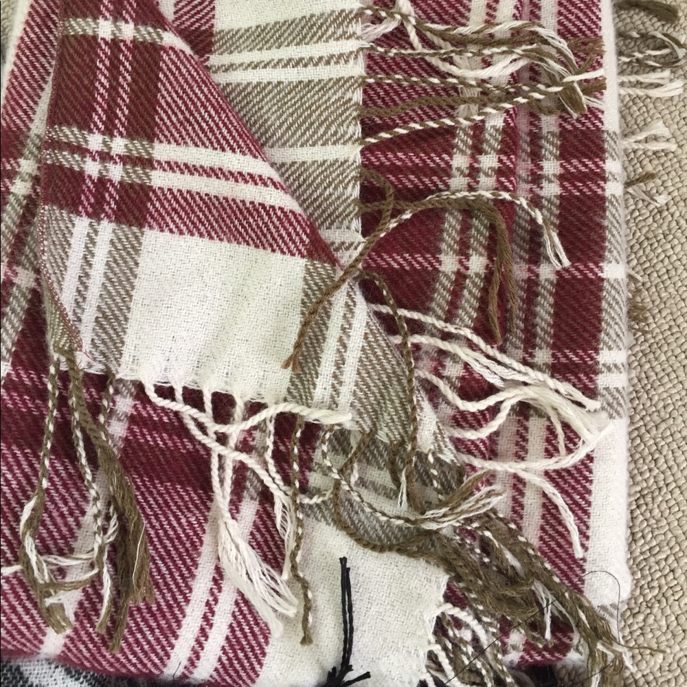 Scarf - Picture 5 of 5