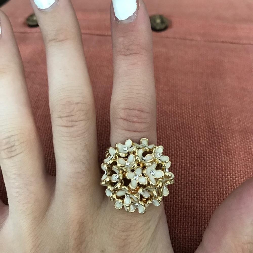 Daisy ring - Picture 4 of 6