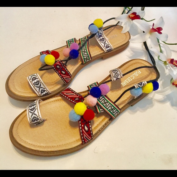 🌹✨🌺Public Desire Pom Pom Gladiators🌹✨🌺 - Picture 4 of 7