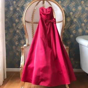 Apple red David's Bridal a-line bridesmaid dress