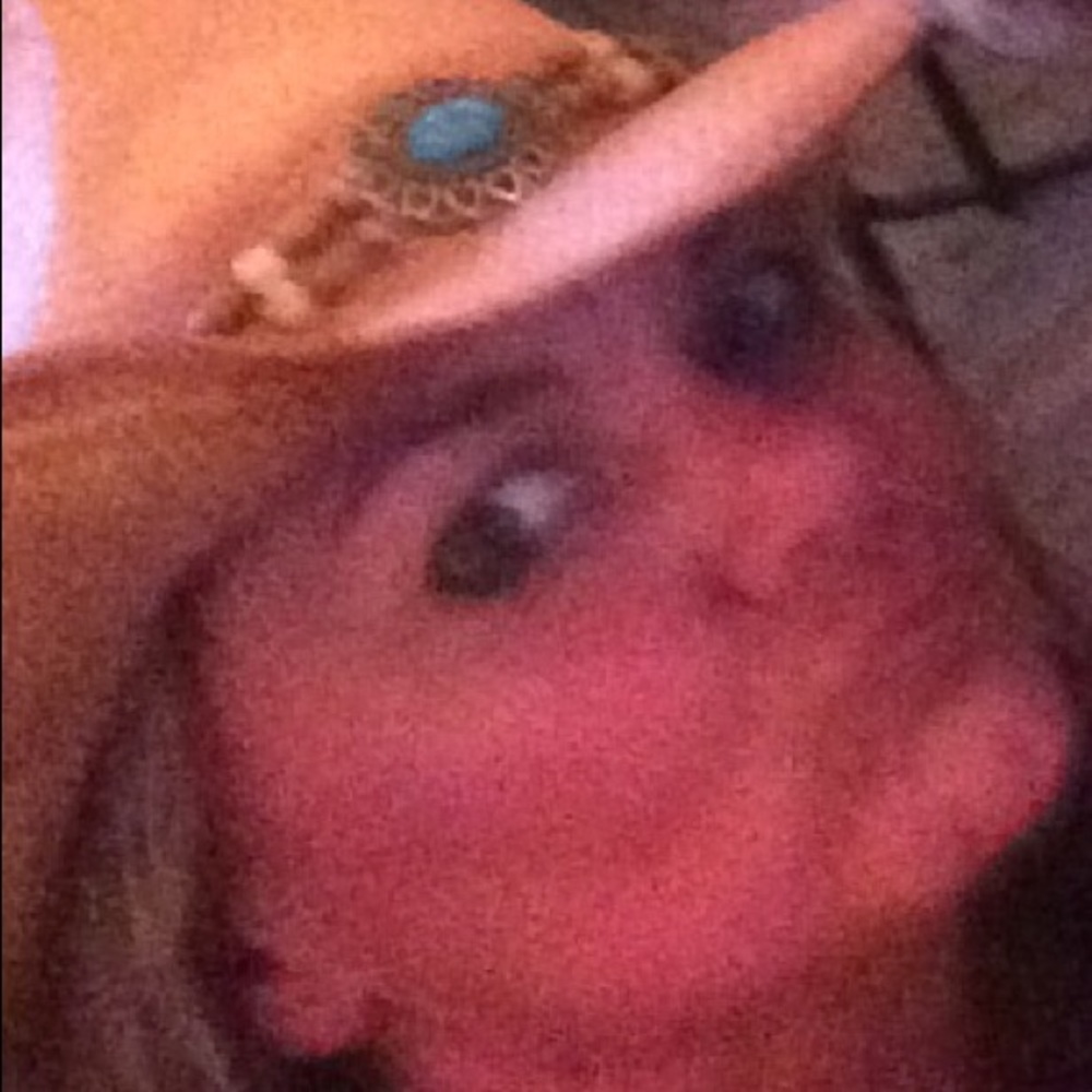 Meet your Posher, Kim