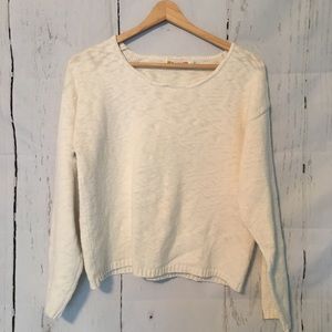 Lulu-B vintage-y Ivory cropped sweater