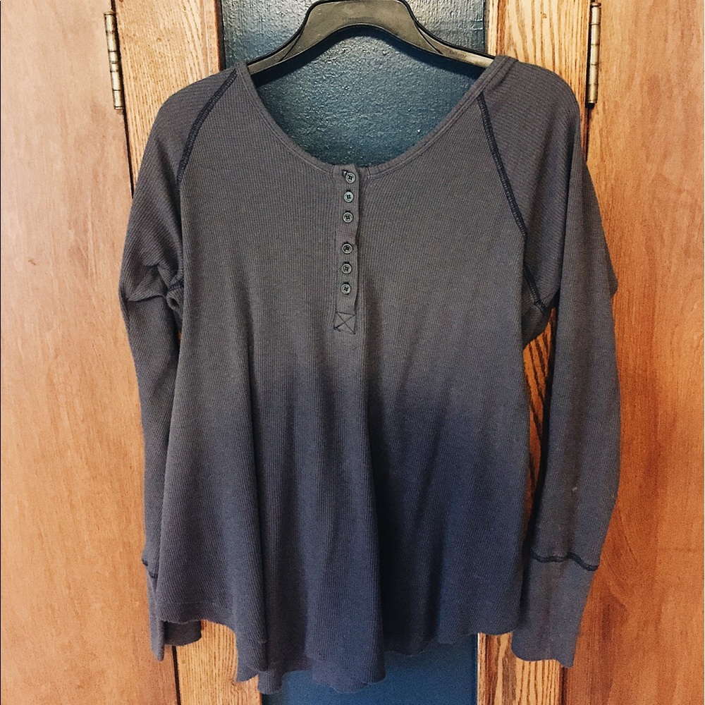 Urban Outfitters Loose Long-Sleeve Shirt
