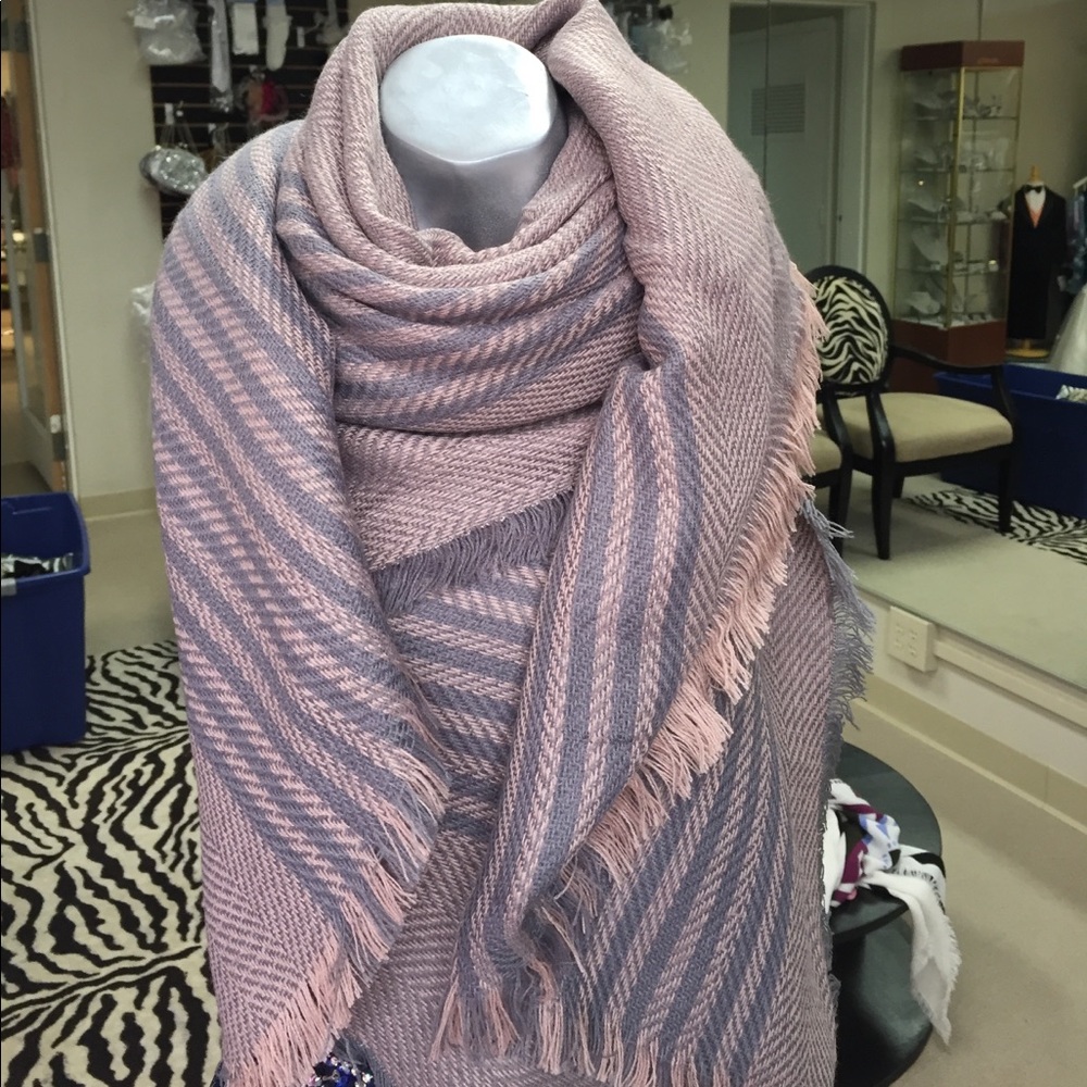 Scarf - Picture 2 of 4