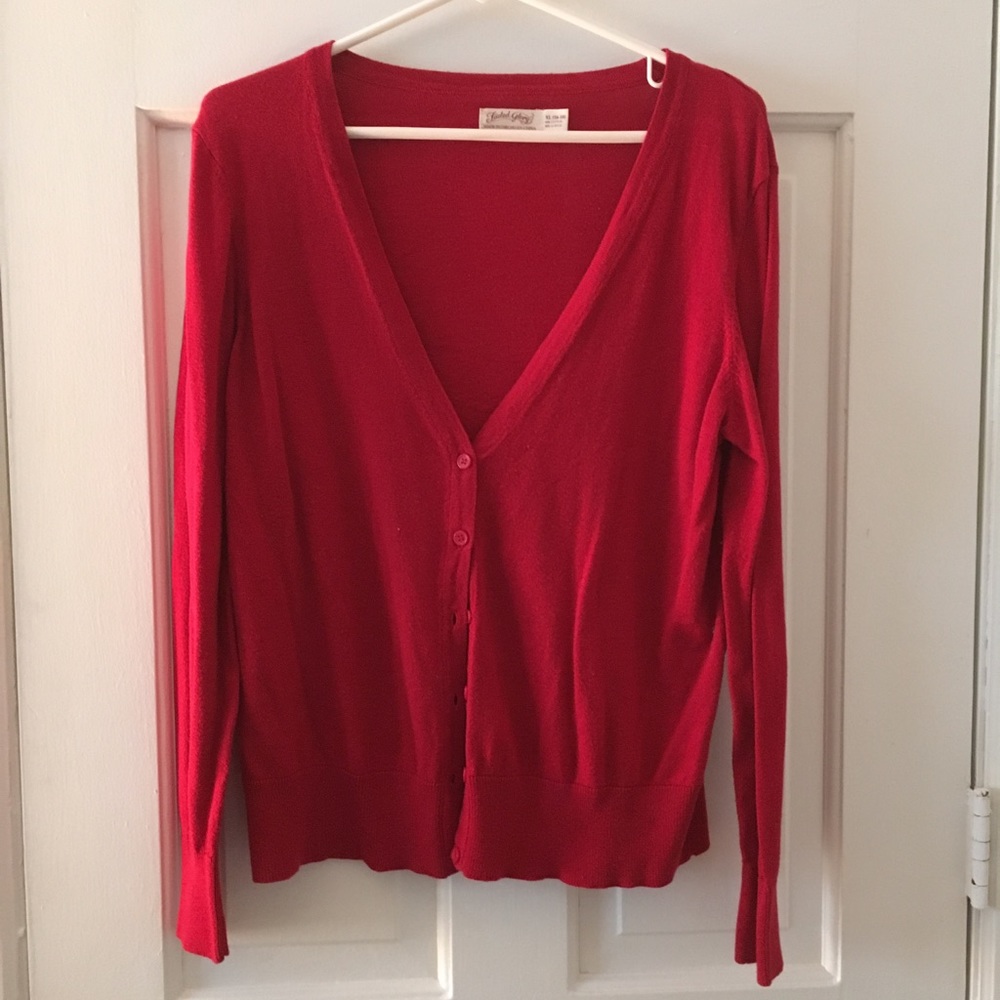 Pretty red cardigan sweater, size L.
