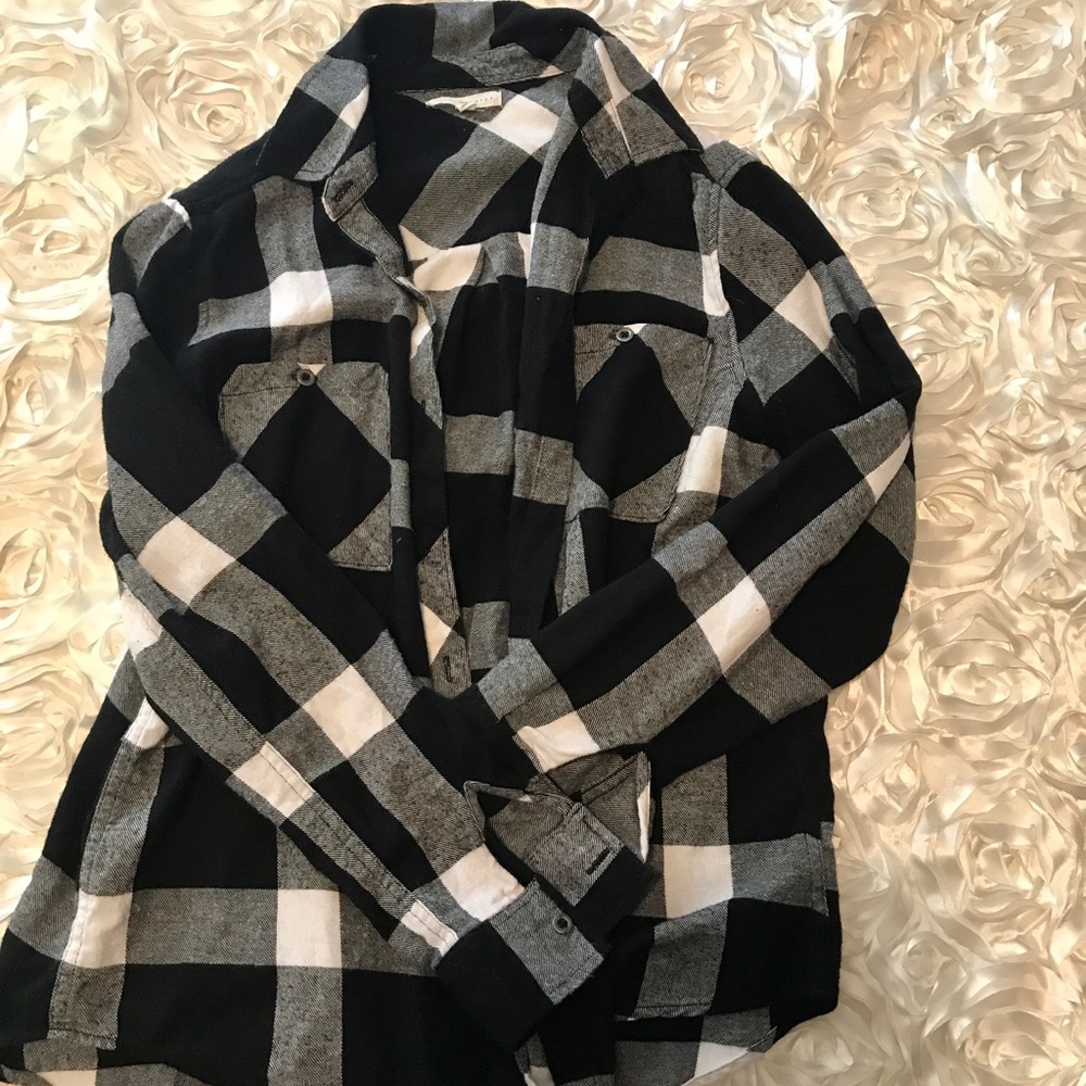 L.A. Hearts checkered plaid button up