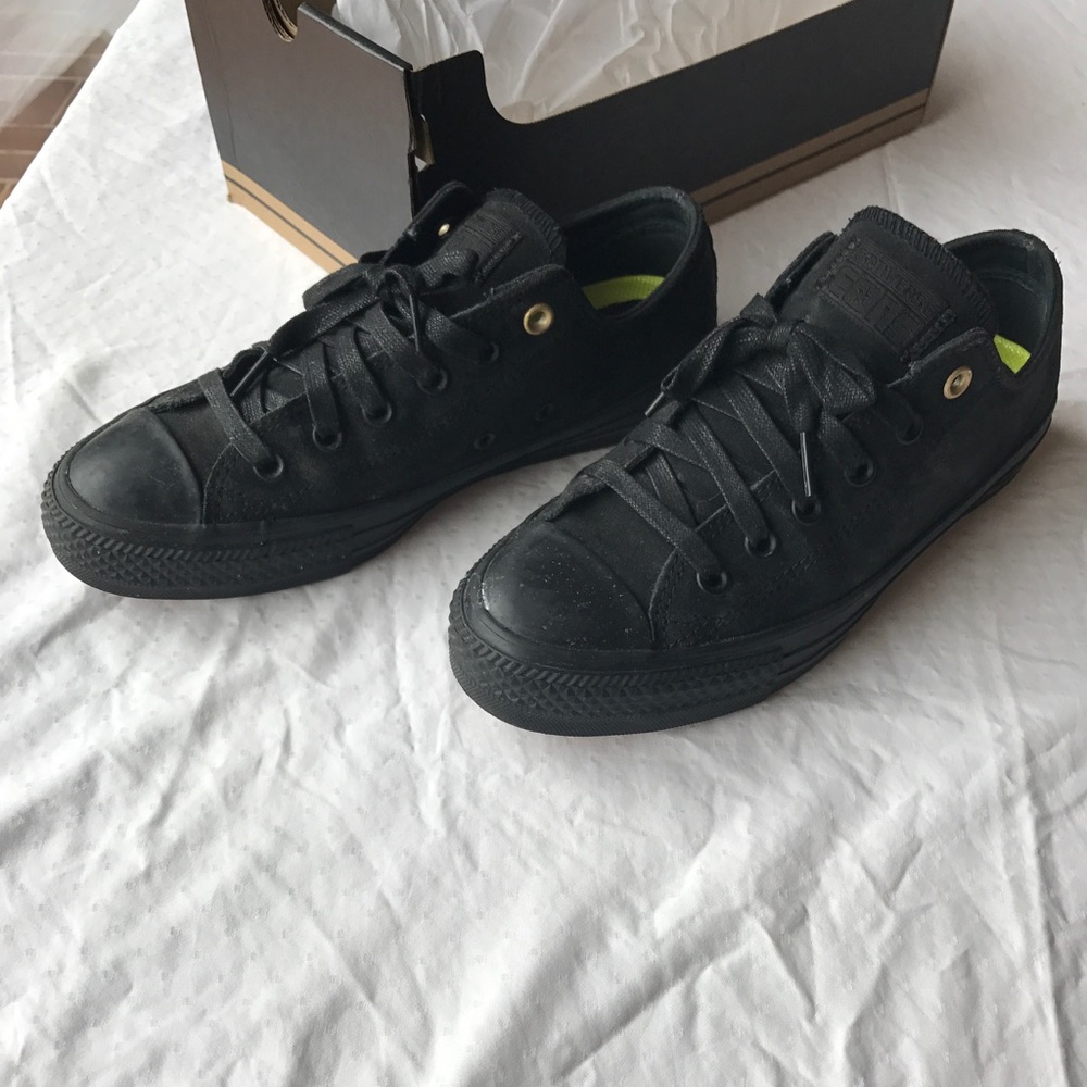 Converse chuck Taylor suede