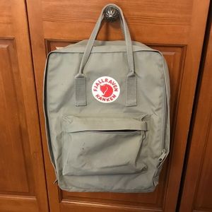 Fjallraven Kanken Backpack in Fog