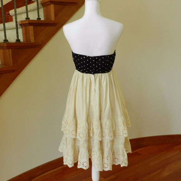 Hovering Dots dress by Zehavale - Picture 8 of 8
