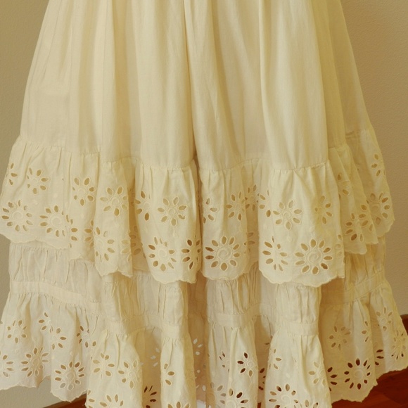 Hovering Dots dress by Zehavale - Picture 3 of 8