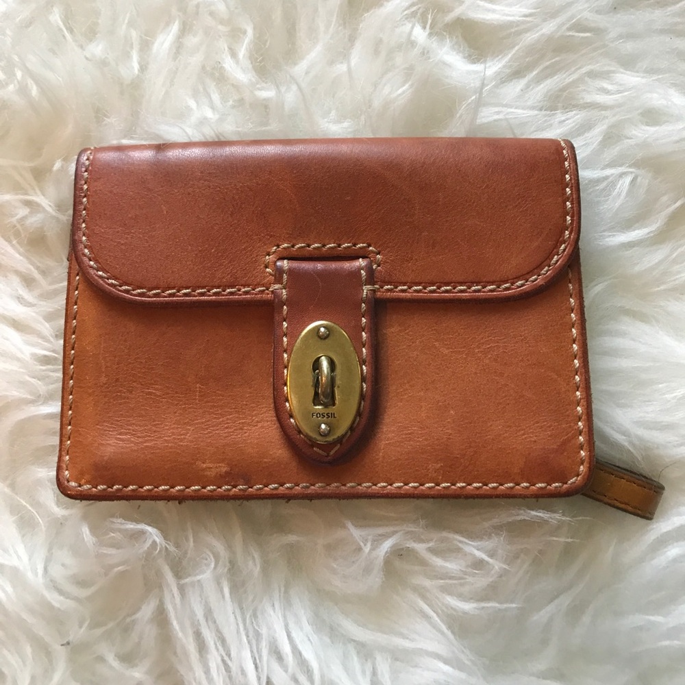 Fossil wallet wristlet