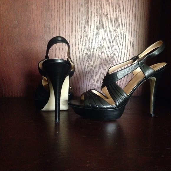 High heels - Picture 4 of 4