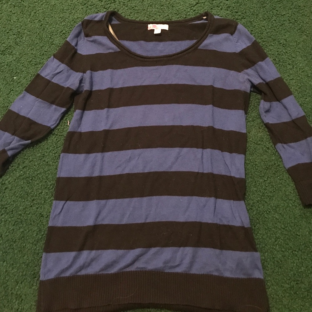 PacSun Black and Blue Stripped 3/4 length shirt