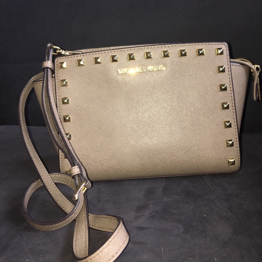 Authentic Michael Kors studded grey cross body