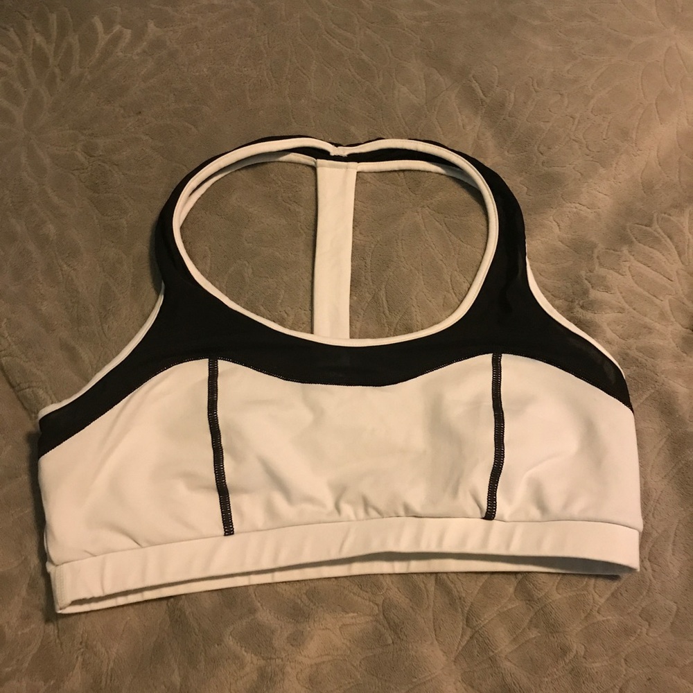 Triangle Brillance Bra - never worn!