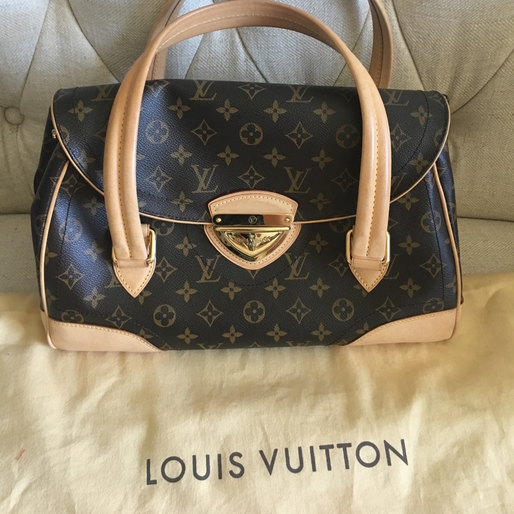 Louis Vuitton Monogram Canvas Beverly MM