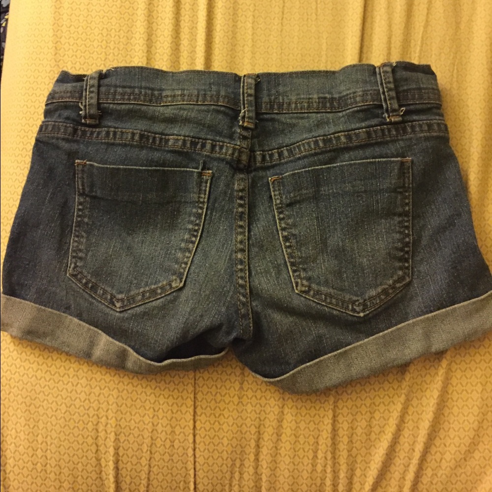 Shorts - Picture 2 of 2
