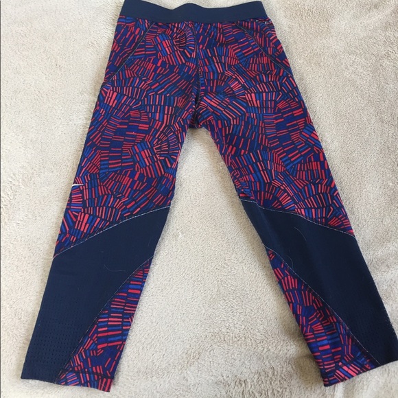 Nike Pro Girls Training Leggings - Picture 2 of 4