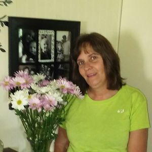 Meet your Posher, Linda