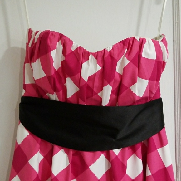 Strapless Pink and White dress with Black Sash - Picture 2 of 6